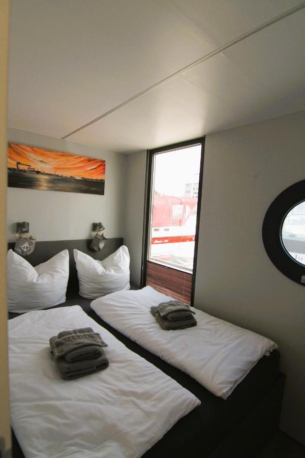 Hausboot Fjord Nordstern Mit Dachterrasse In Schleswig Hotell Exteriör bild