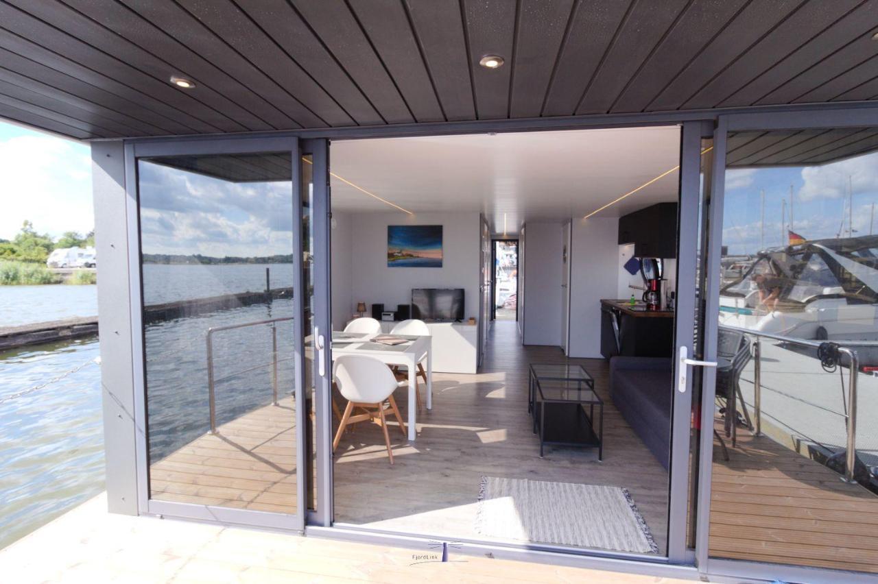 Hausboot Fjord Nordstern Mit Dachterrasse In Schleswig Hotell Exteriör bild